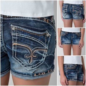 NeW 🎸🤘 ROCK REVIVAL BRUNA SHORTS 30